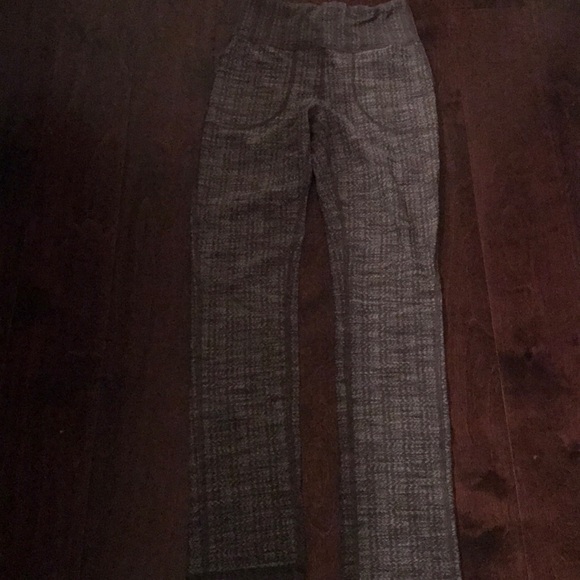 Lululemon wonder under pants - Picture 1 of 1